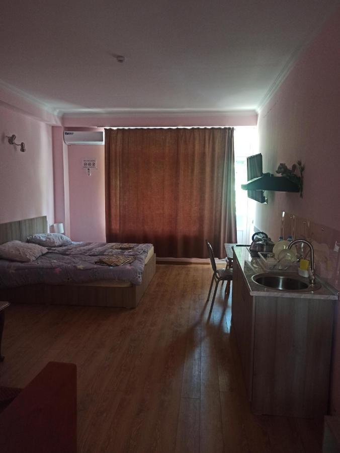 Hotel Caucase Tbilisi Bagian luar foto