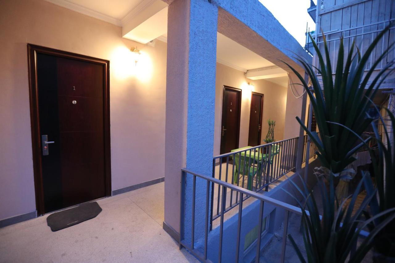Hotel Caucase Tbilisi Bagian luar foto